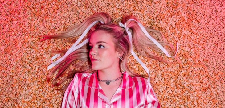 Interview with UK Pop Artist Ellie Evans