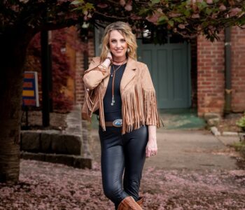 Interview with Bluegrass Artist Amanda Cook on her New Single 'It's Almost Over'